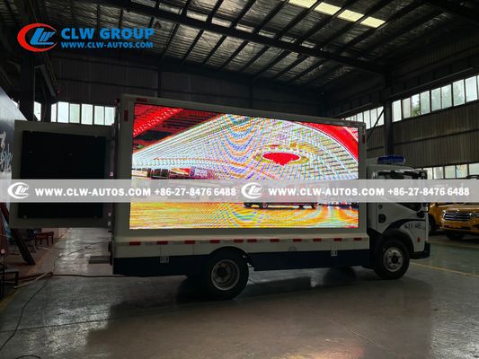 Dongfeng 4x2 Mobile Outdoor LED Advertising Solutions Truck