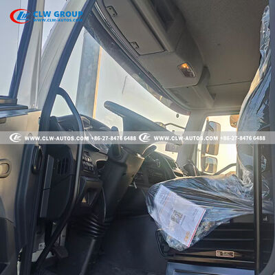 FAW J6P 6x4 Tractor Head with 420-550 HP Engine and Air-Suspended Sleeper Cab for Heavy-Duty Prime Mover Applications